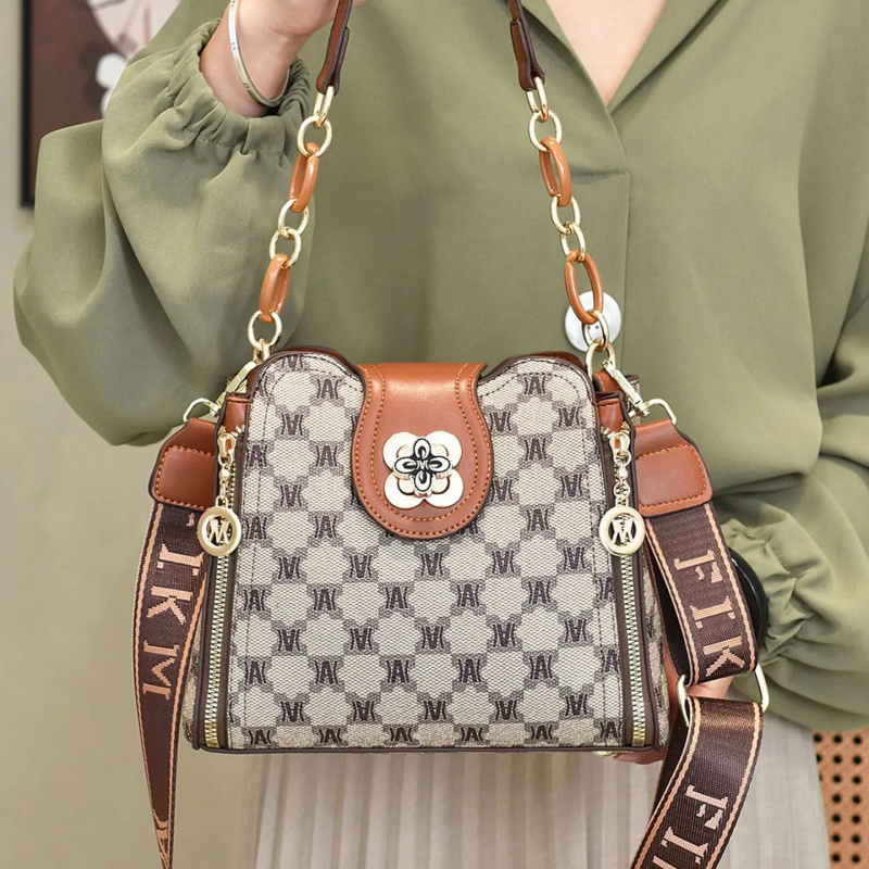 vintage letter printed shoulde - Women'S Bags For Work recension och pris