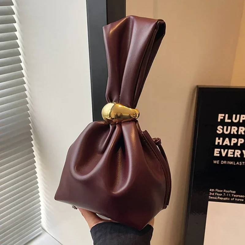 Solid color PU Leather Clutch  - Women'S Evening Bags recension och pris