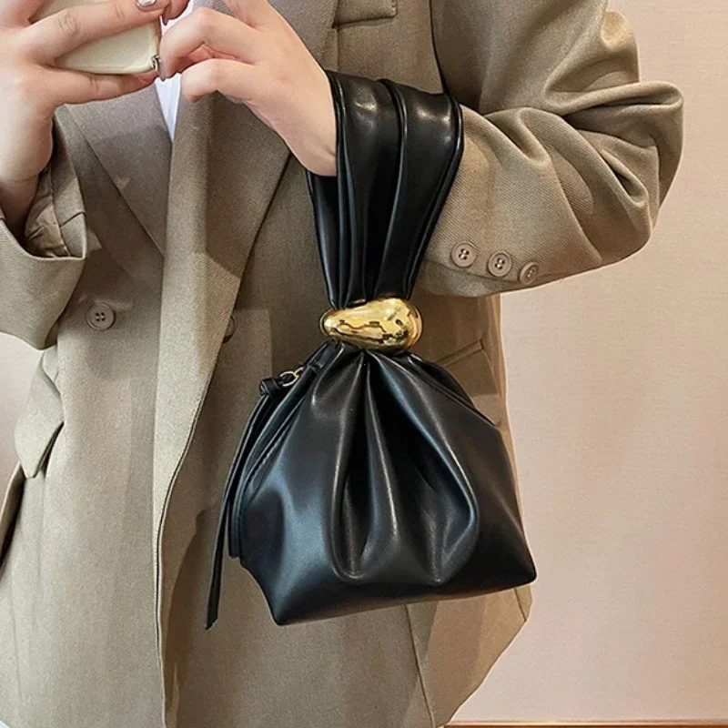 Solid color PU Leather Clutch  - Women'S Evening Bags recension och pris