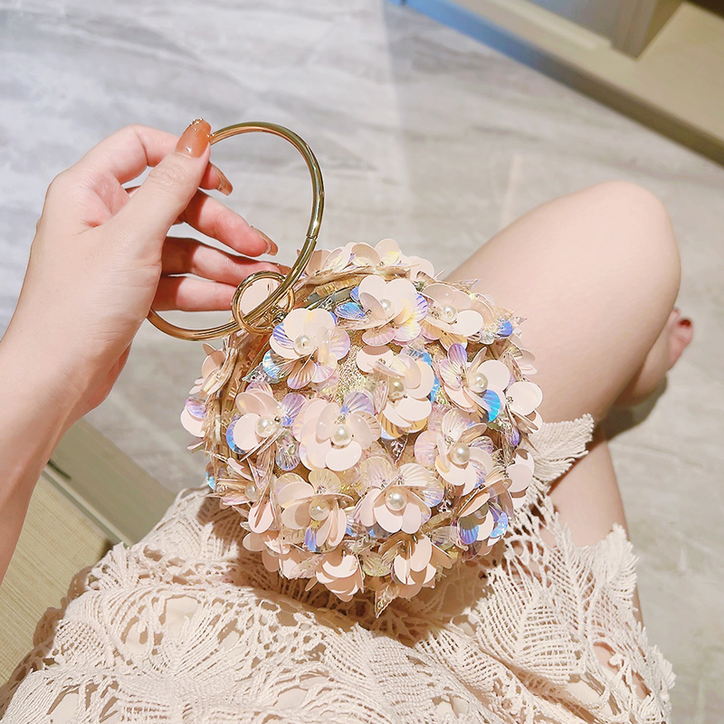 Mini Sequin Flower Evening Bag - Women'S Evening Bags recension och pris