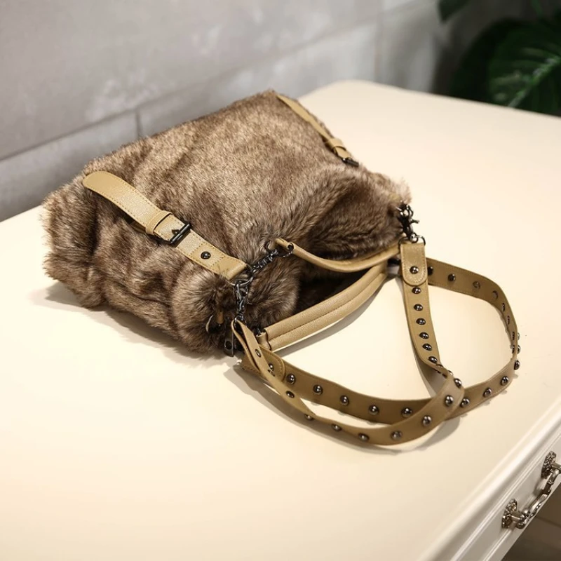 Woolen Velvet Women Trendy Ver - Women Bags Guess recension och pris