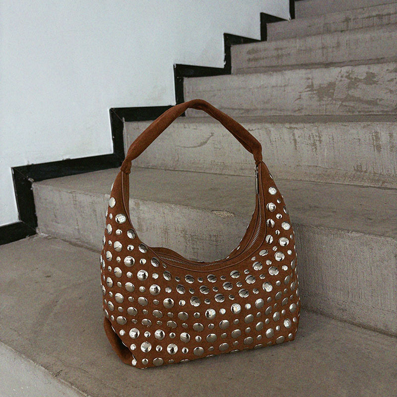 New high-end Leather Rivet Buc - Women Bags High End Brands recension och pris