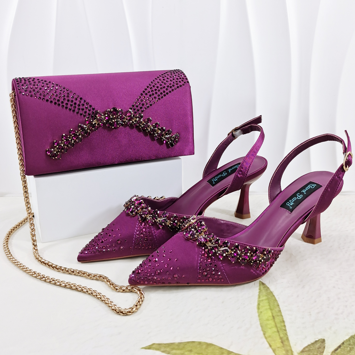QueenaYan Slip-on High Heels a - Women'S Bags For Work recension och pris