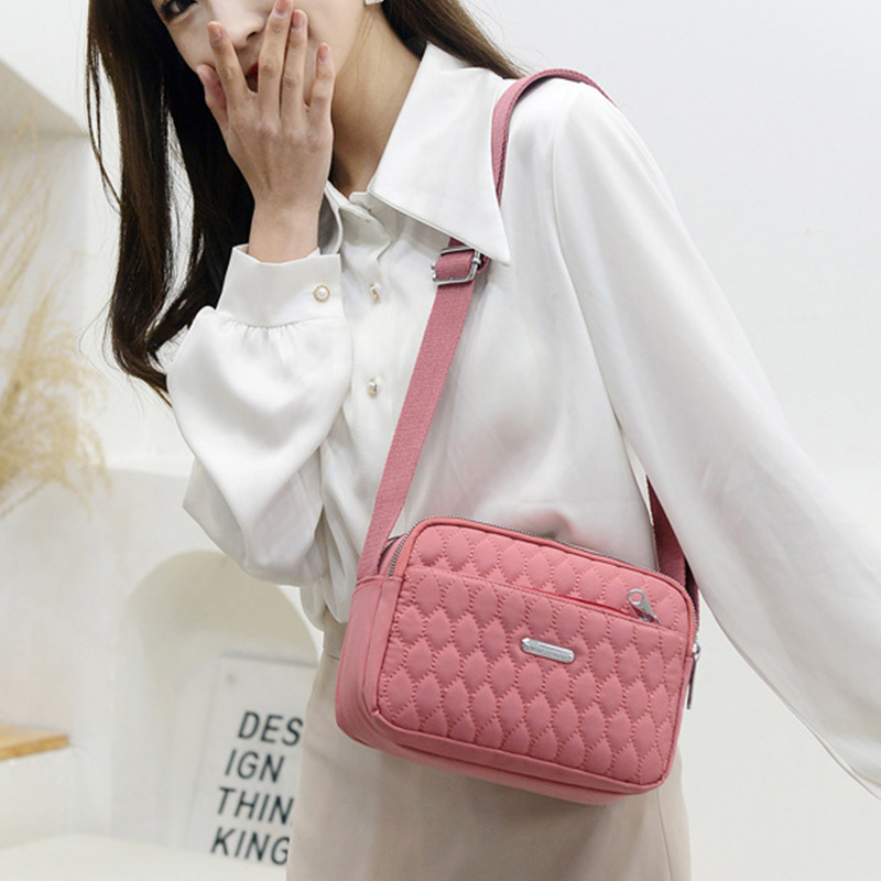 Multifunction Nylon Shoulder B - Women Bags Guess recension och pris