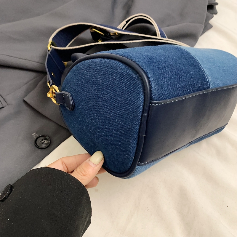 Patchwork Colorblock Mini Hand - Women Bags Guess recension och pris